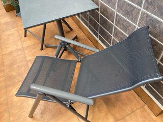 Mesa y 4 Sillas Exterior Plegables