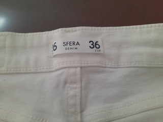 Pantalón blanco pitillo