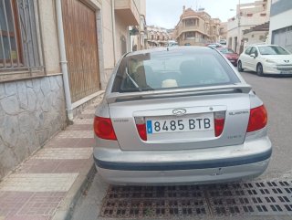 Hyundai Elantra 2002