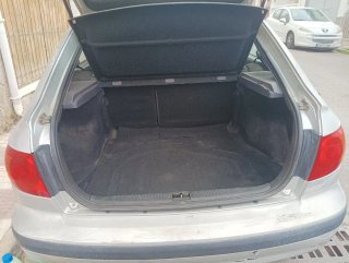 Hyundai Elantra 2002