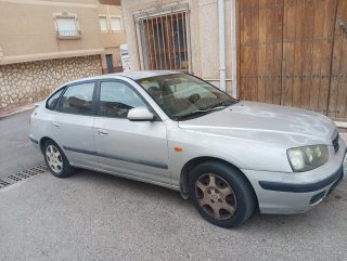 Hyundai Elantra 2002