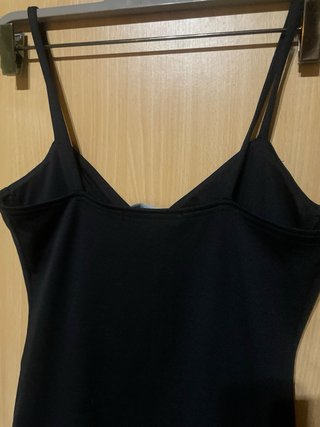 Vestido negro Bershka tirantes