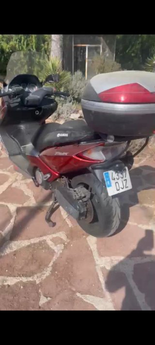 Yamaha TMAX 500 Maxi Scooter