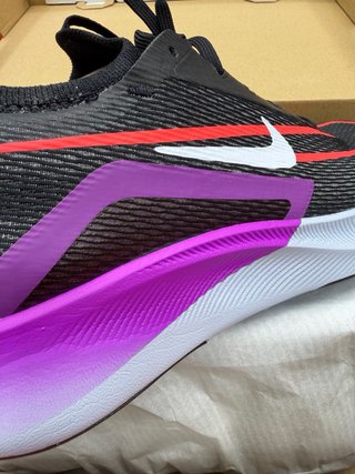 Nike Zoom Fly 4