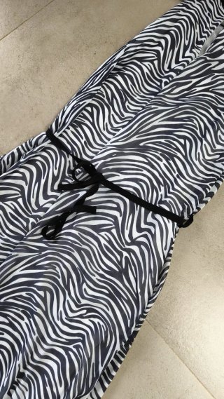 Vestido estampado cebra