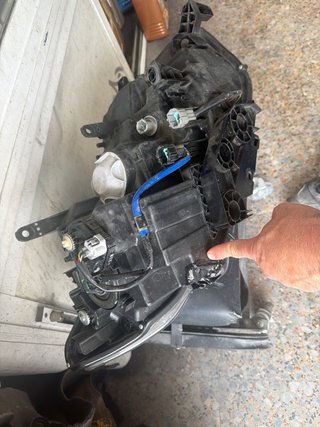 Faro Izquierdo Nissan Xtrail