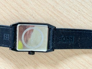 Reloj Boss Negro Rectangular
