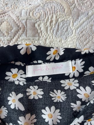 Blusa Pink&Piña flores negra