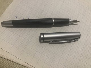 Pluma estilográfica de diseño