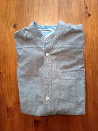 Sudadera Hollister y camisa Green coast