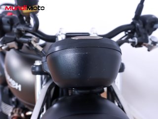 TRIUMPH SPEED TWIN 900