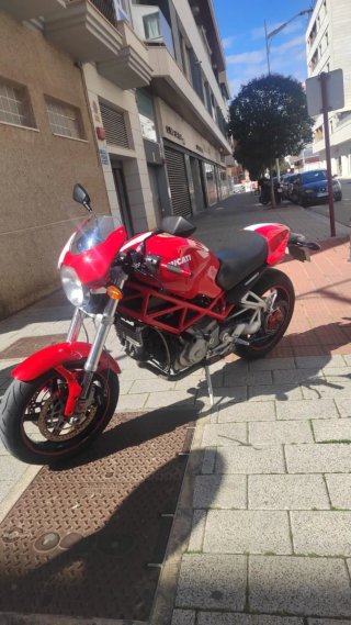 Ducati Monster S2R Roja