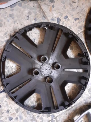 4 Tapacubos Dacia Sandero 16