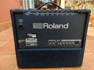 Roland KC-200 Amplificador Teclado 100W