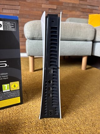 PS5 Slim Digital Edition Nueva
