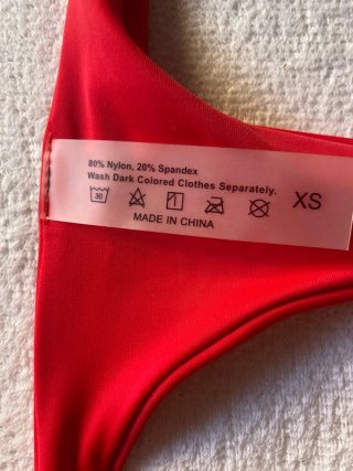 Tanga bikini rojo ajustable