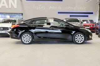 Hyundai i40   1.7 CRDI GLS 136cv Bluedrive Tecno