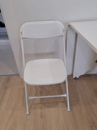 Mesa plegable y 2 Sillas Plegables