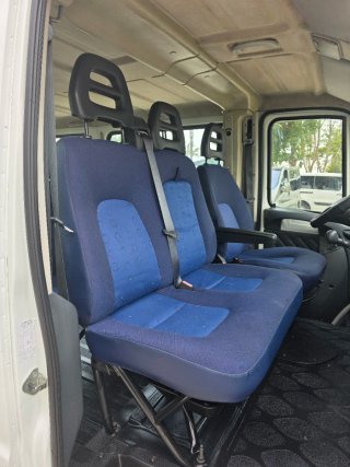 Peugeot Boxer 2.8 HDI modelo largo