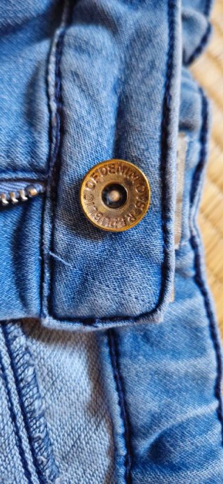 Shorts jeans ragazza con pizzo blu