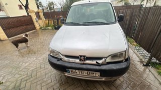 Peugeot 108 2001