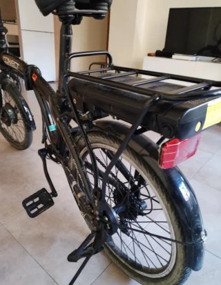 Bicicleta Eléctrica Plegable Negra