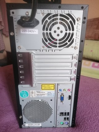 Torre PC Sobremesa Medion Negra