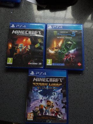 Juegos PS4 Minecraft y Monster Energy Supercross 5