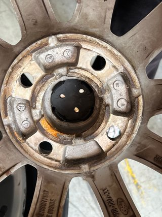 LLANTAS FORD (JUEGO)