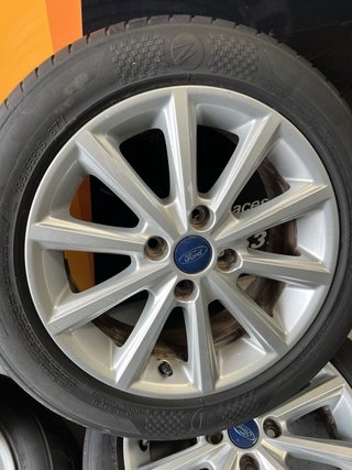 LLANTAS FORD (JUEGO)