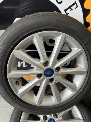 LLANTAS FORD (JUEGO)