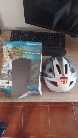 Casco de MTB SPEG con Luz LED