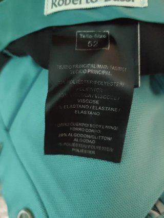 Traje de hombre color verde azulado