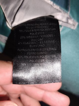 Traje de hombre color verde azulado