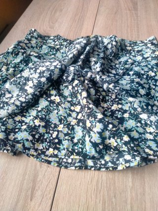 Falda pantalón estampada floral