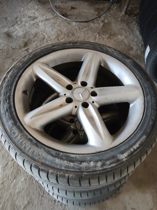 Llantas R17 SL 500