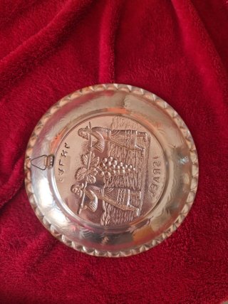 Piattino decorato in rame e argento
