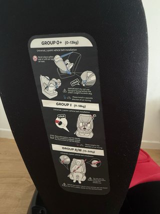 Silla de coche infantil XOMAX roja