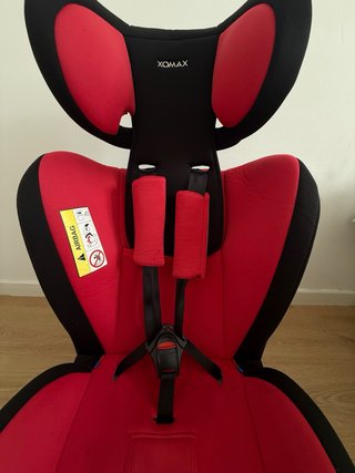 Silla de coche infantil XOMAX roja