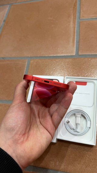 iPhone 12 128G rosso