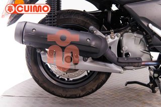 YAMAHA XMAX 125