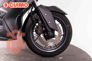 YAMAHA XMAX 125