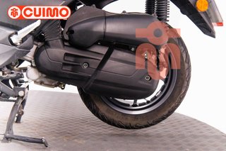 YAMAHA XMAX 125