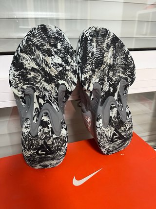 Zapatillas Baloncesto Nike Zoom Freak 4 Gris