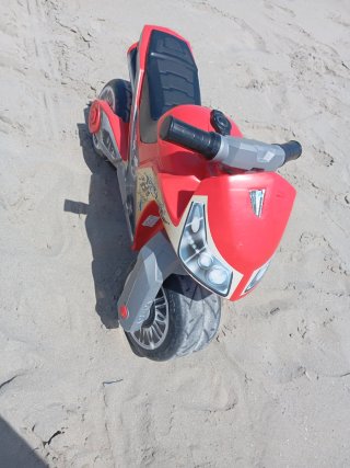 Moto correpasillos Molto Premium Roja