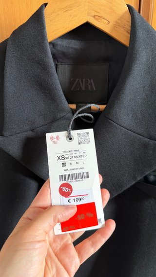 Americana Zara Lana Talla XS/S Negra