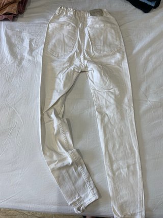 Pantalón Pull&Bear Roto Blanco