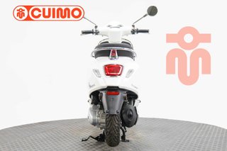VESPA PRIMAVERA 125