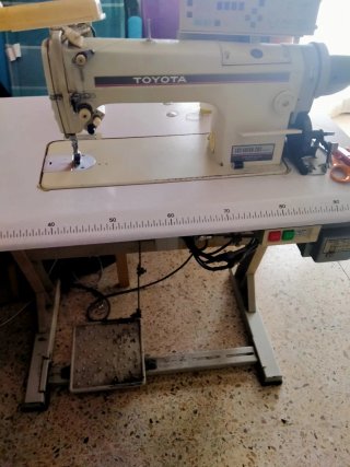 Máquina de coser Toyota plana industrial