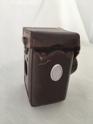 Rolleiflex F Planar 80mm f/2.8